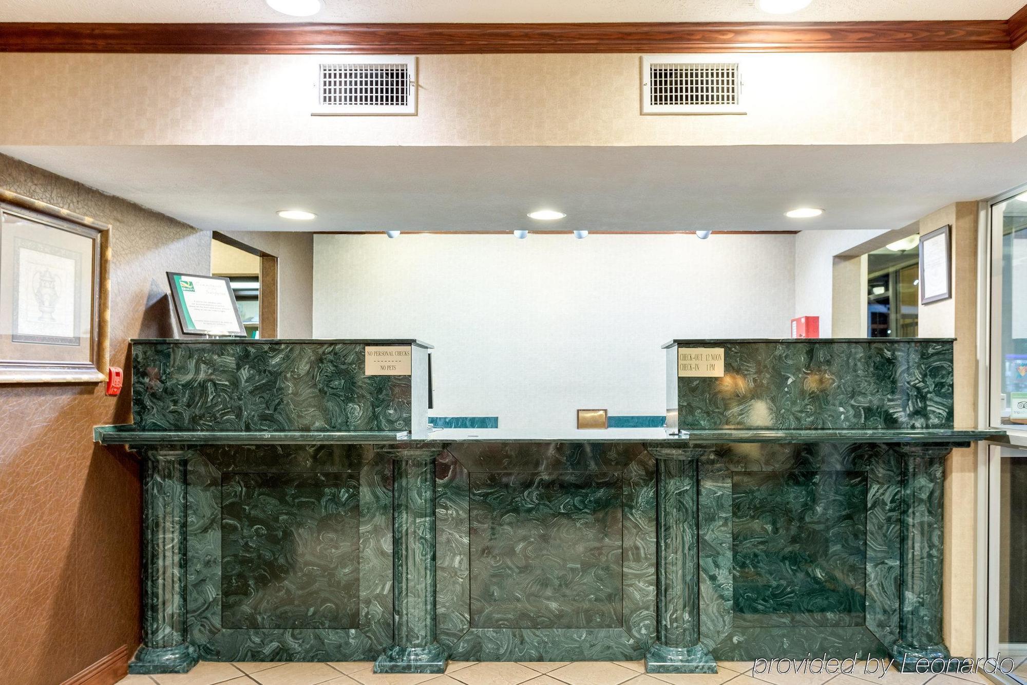 Quality Inn Маккомб Екстер'єр фото